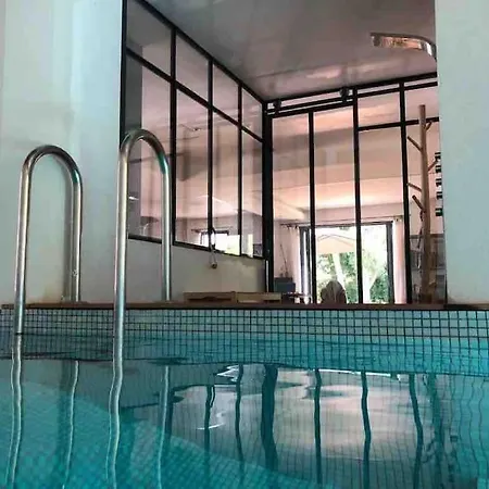 Βίλα Piscine Interieure Chauffee Centre *